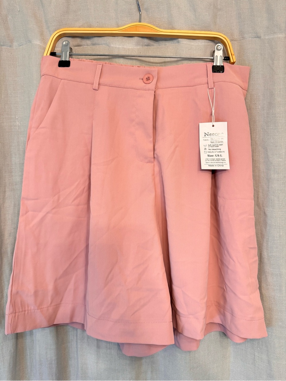 NWT Neecan Mauve Pink Pleated Trouser Shorts - Size Large